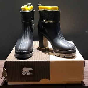 NWT sorel medina sz.7 waterproof boot